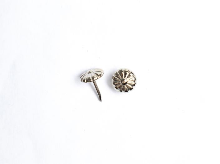 Möbelspik - Blomma - Silver